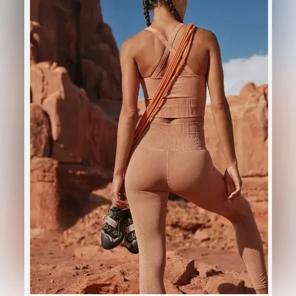 Free people movement good karma legging NWT - Picture 3 of 10